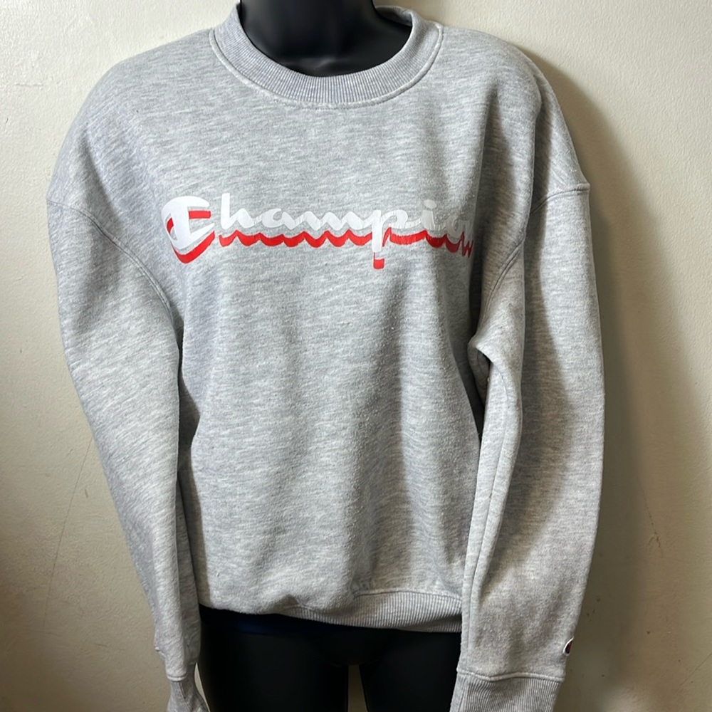 🎈ladies Gray Champion sweater / sweatshirt